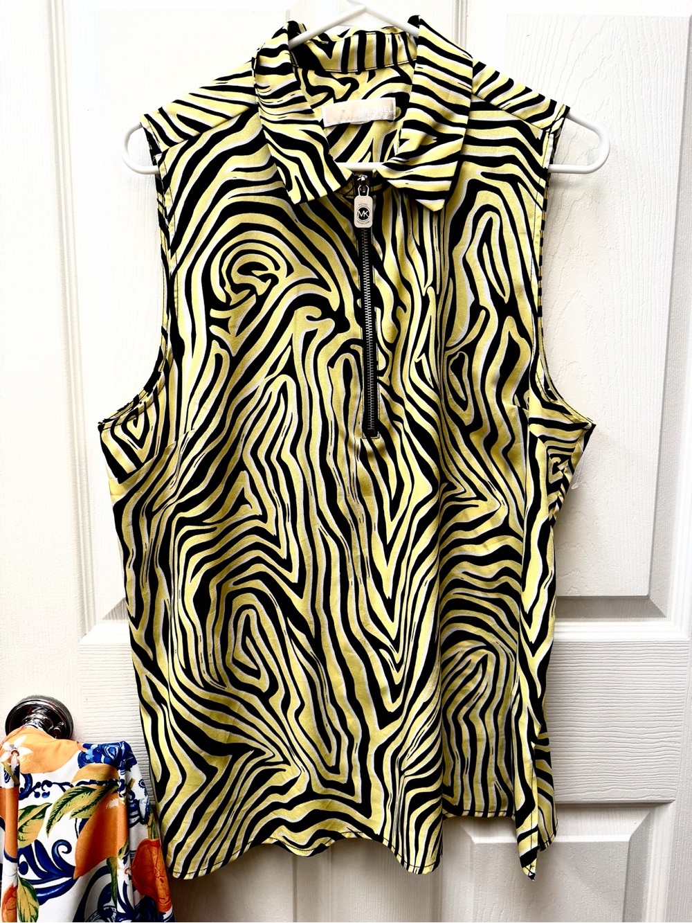 MICHAEL KORS Zebra-Stripe Top Zip Polo Top 
SZ L